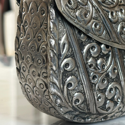 The Eternel Heirloom: Handcrafted antique heritage metal bag